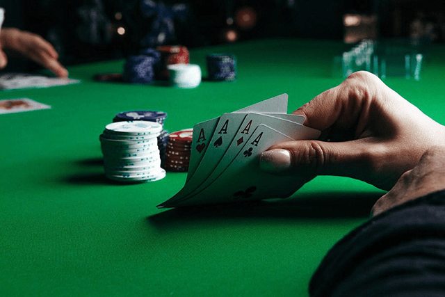 Chiến lược đơn giản để thắng Poker online