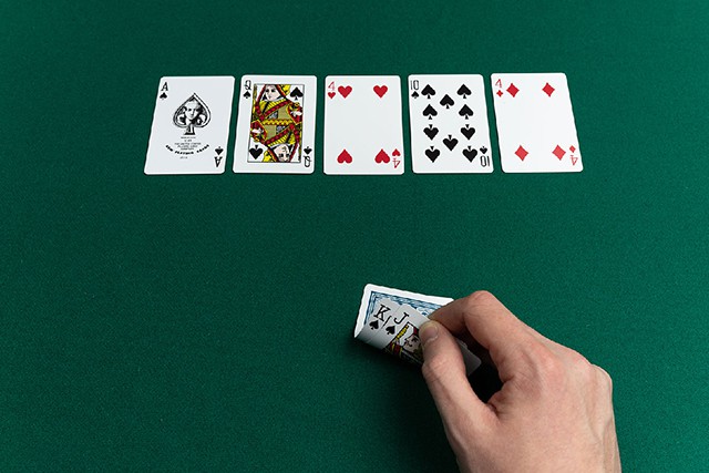 Quy trình cá cược của tựa game Texas Hold’em nổi tiếng