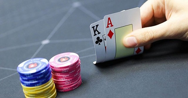 Một số kinh nghiệm chơi Poker hay để bạn thắng được người chơi khác