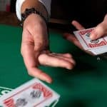 Các kỹ năng chơi bài Poker hay để thắng đối thủ trong bàn cược